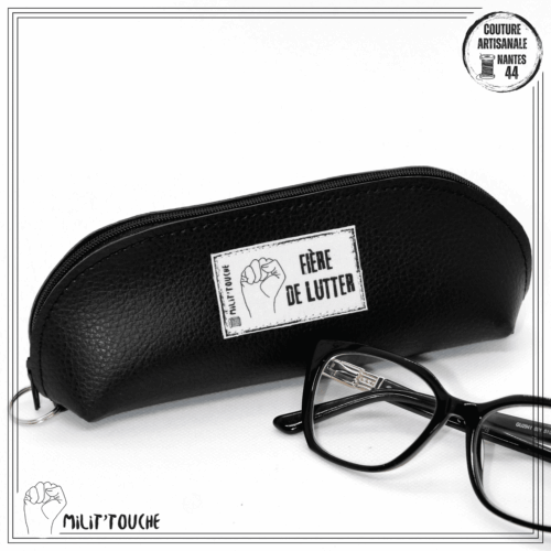 Étui lunettes noir "fiÈre de lutter"