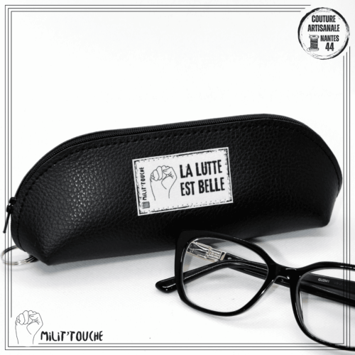 Étui lunettes noir "la lutte est belle"