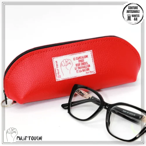 etui lunettes simili rouge le capitalisme epuise deux choses le travailleur et la nature karl marx 1