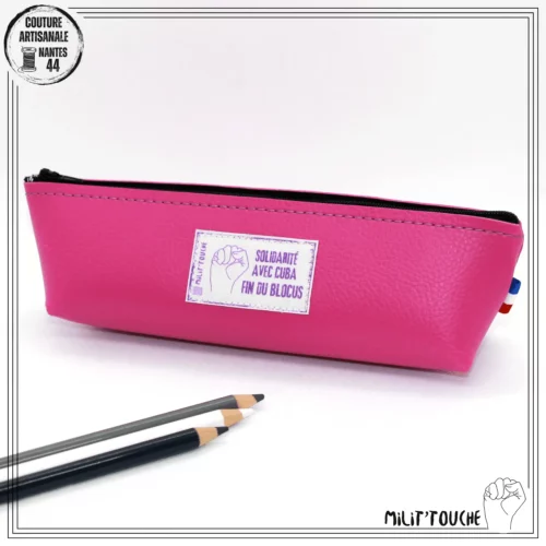 trousse simili framboise solidarite avec cuba fin du blocus 1